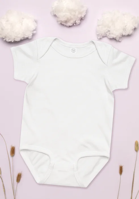 Baby bodysuit in white, personalized
